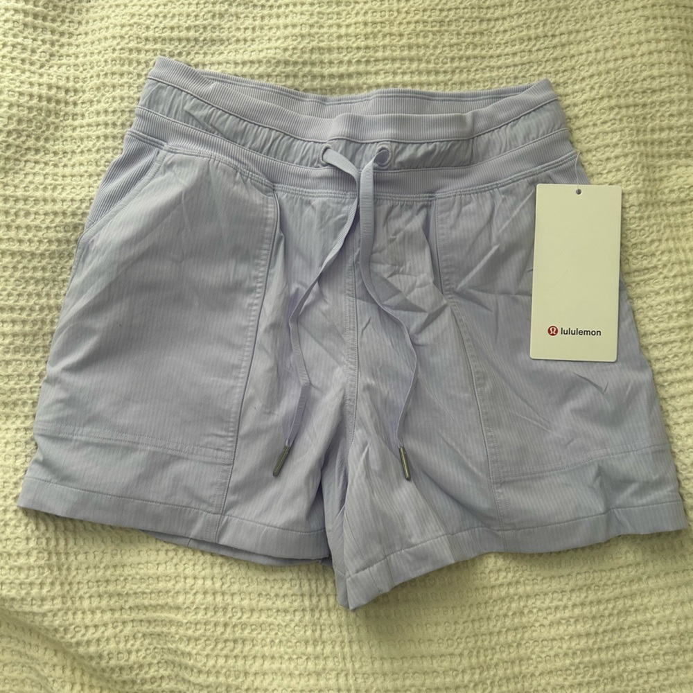 Lululemon Dance Studio HR Lined 3.5” Short